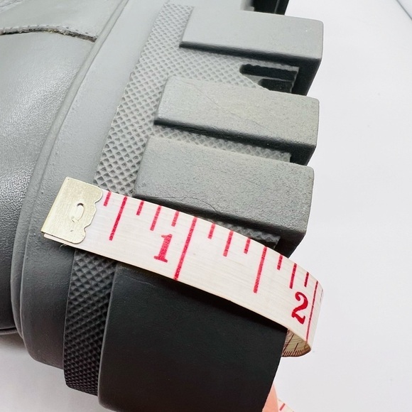 MARC FISHER WOMEN’S BEAUTIFUL TALL GRAY LEATHER PLATFORM MALENA BOOTS SIZE 8.5 - Picture 4 of 15